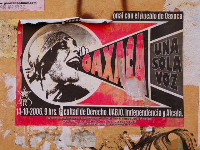 http://www.dokumentarfoto.de/lateinamerika/mexiko/oaxaca_graffiti/files/page22-1000-full.jpg